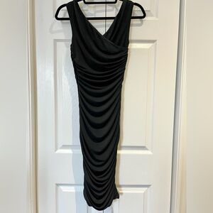 Elegant Black Sleeveless V-Neck Midi Draped Dress XS